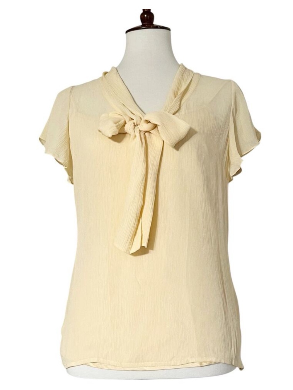 St. John Cream Tie-Neck Short Sleeve Blouse